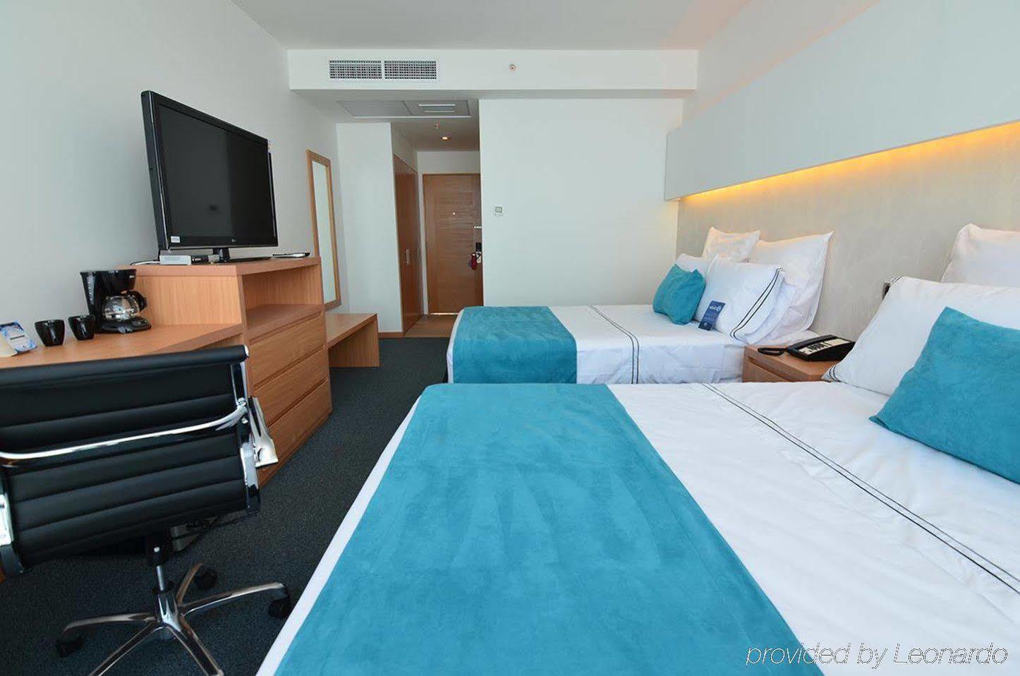 Hotel Enjoy San Antonio Kültér fotó