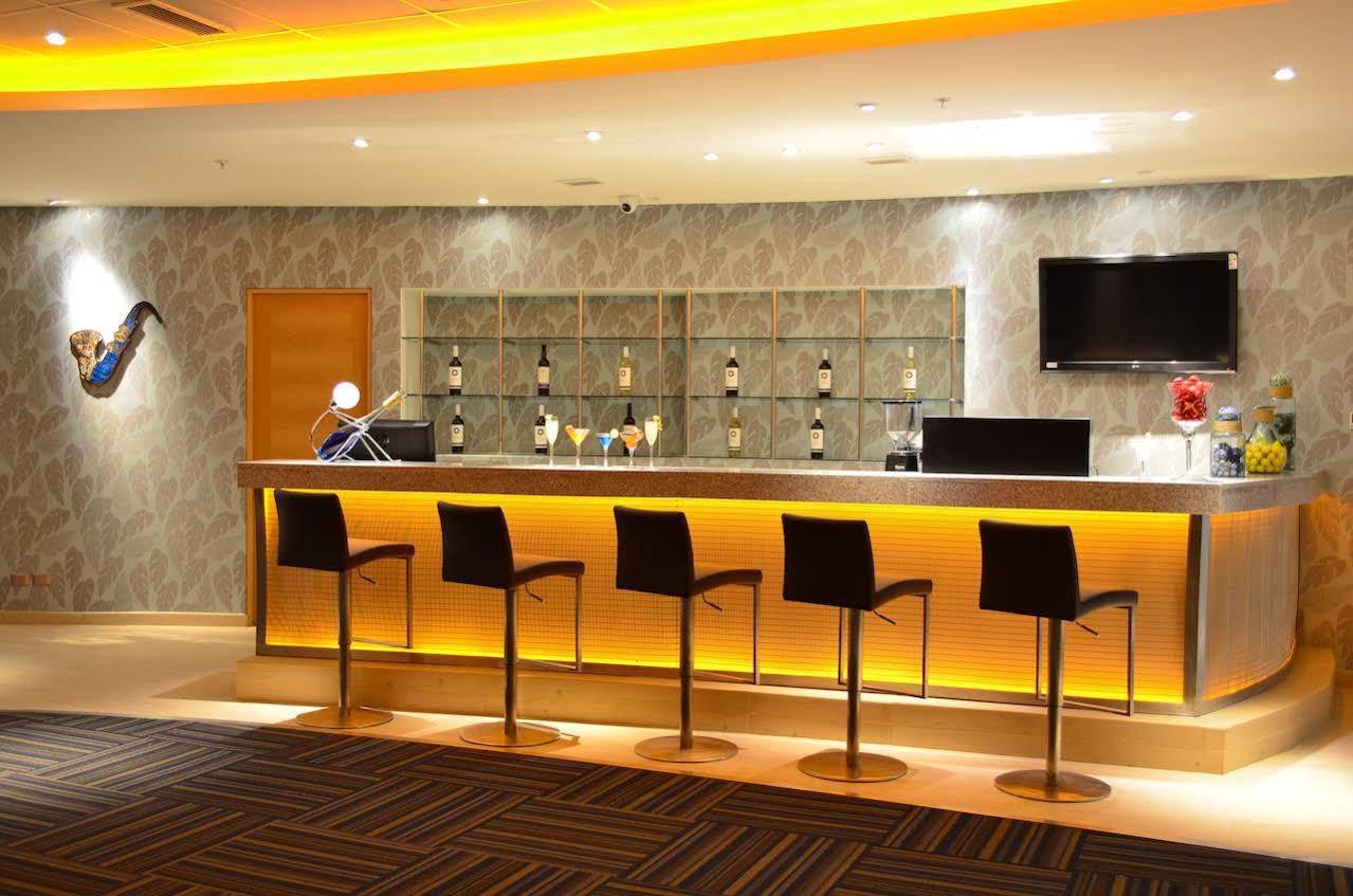 Hotel Enjoy San Antonio Kültér fotó